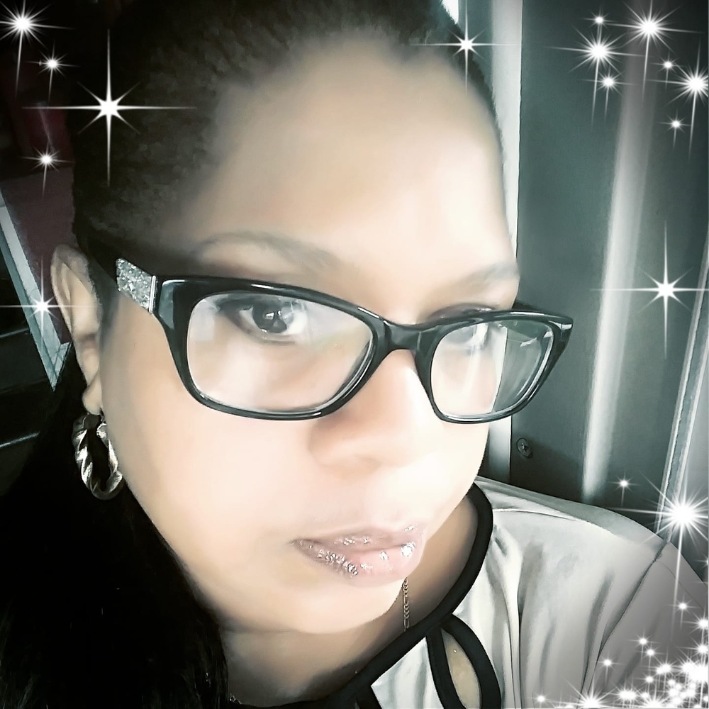 Meet your Posher, Veronica